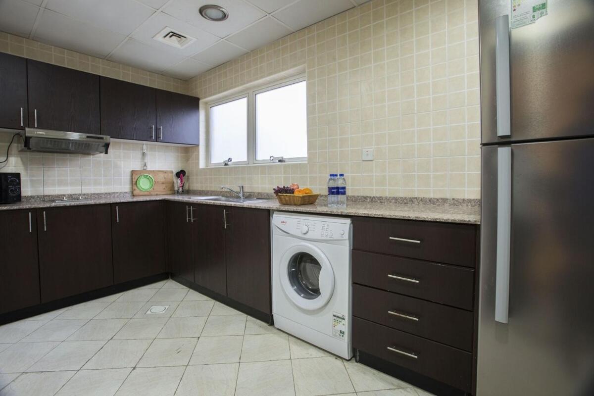 Executive Suite Room In Barsha 1 Near Moe Metro Dubai Exterior photo